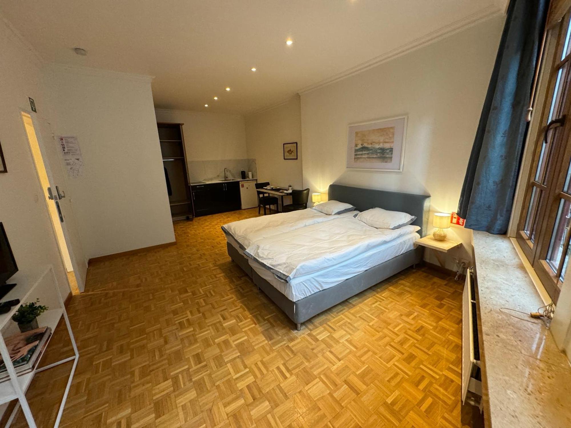 Two Bedroom Loft In The City Center By The Meir Amberes Exterior foto