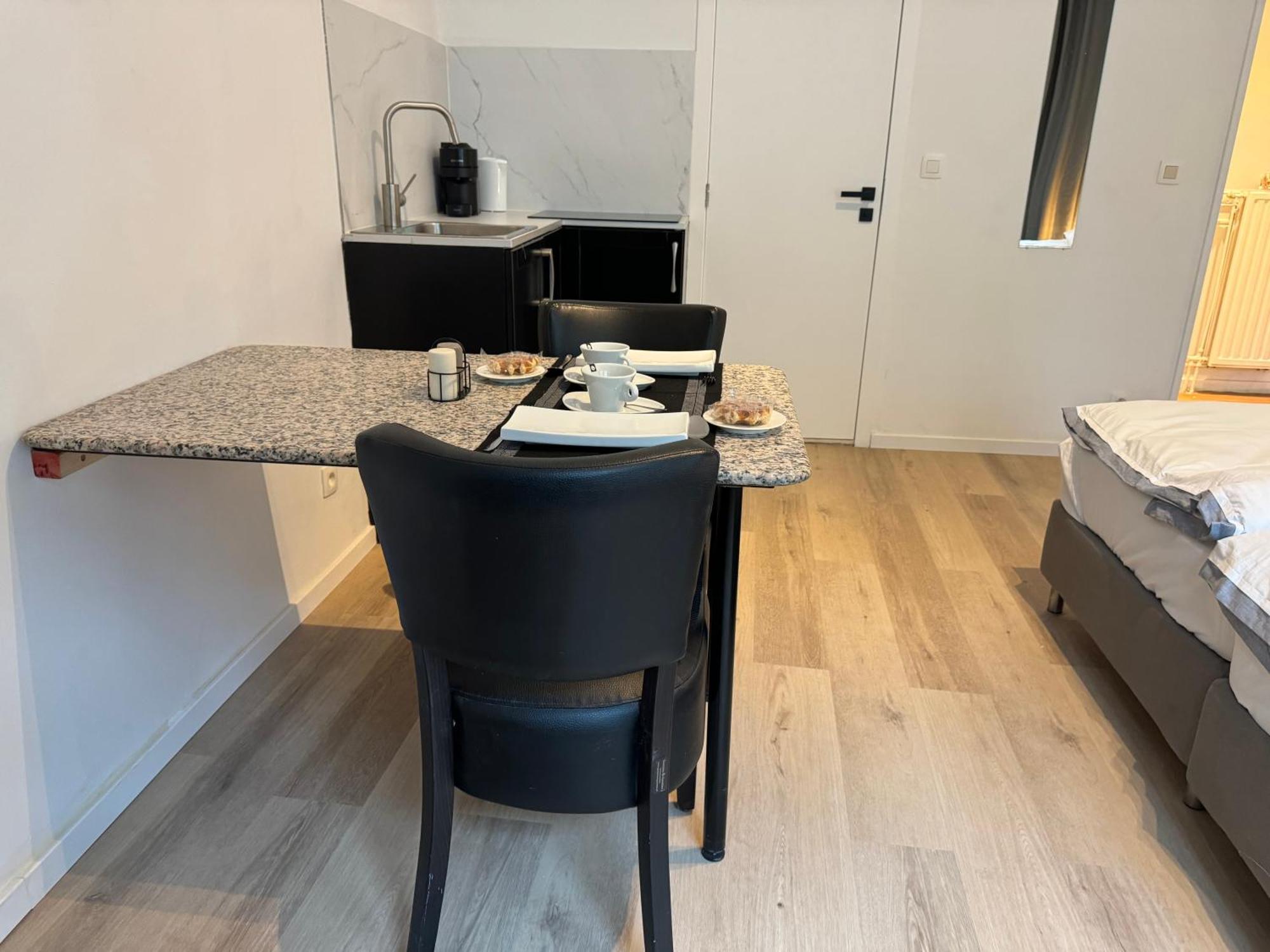 Two Bedroom Loft In The City Center By The Meir Amberes Exterior foto